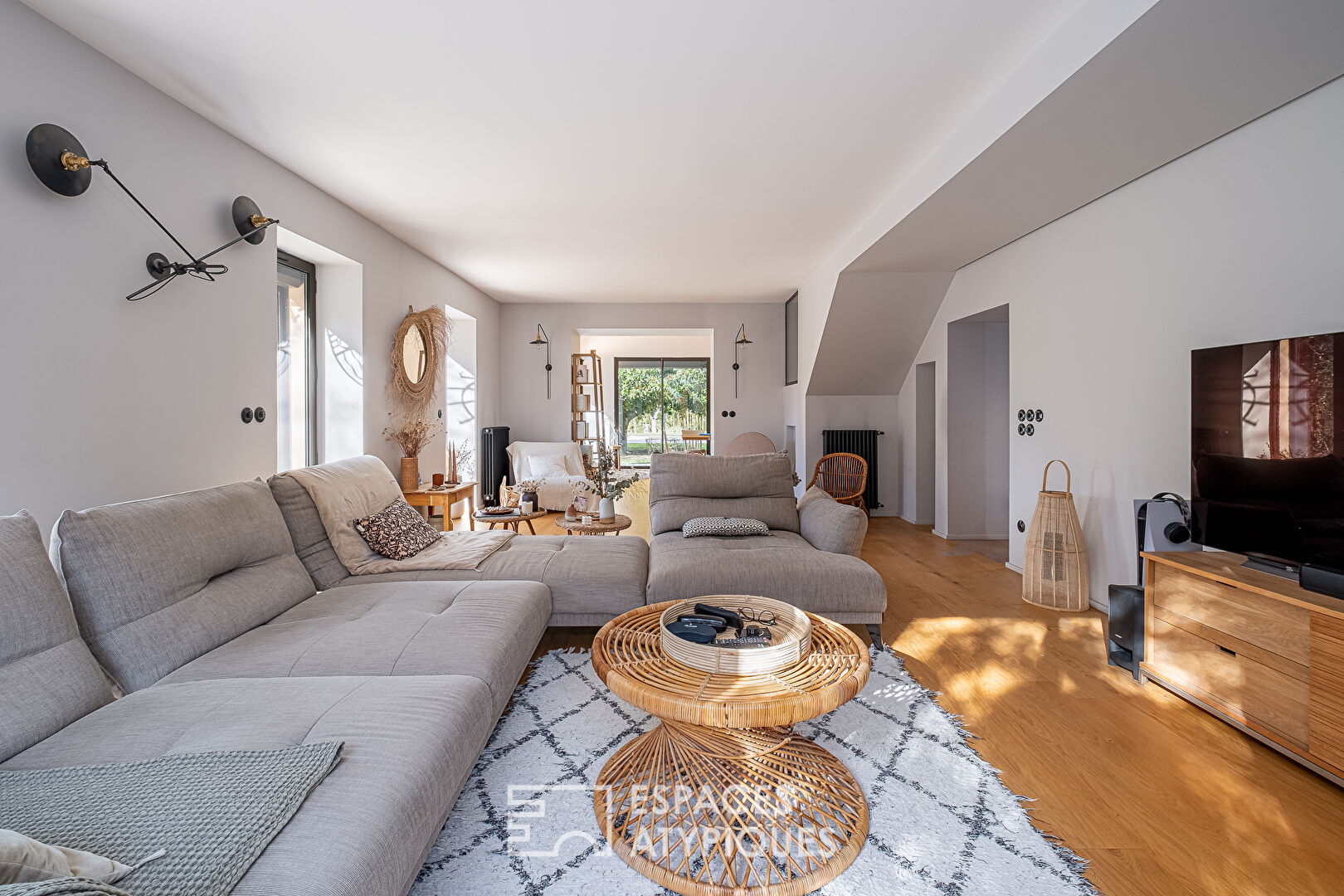 Maison 19e entièrement rénovée par architecte avec piscine