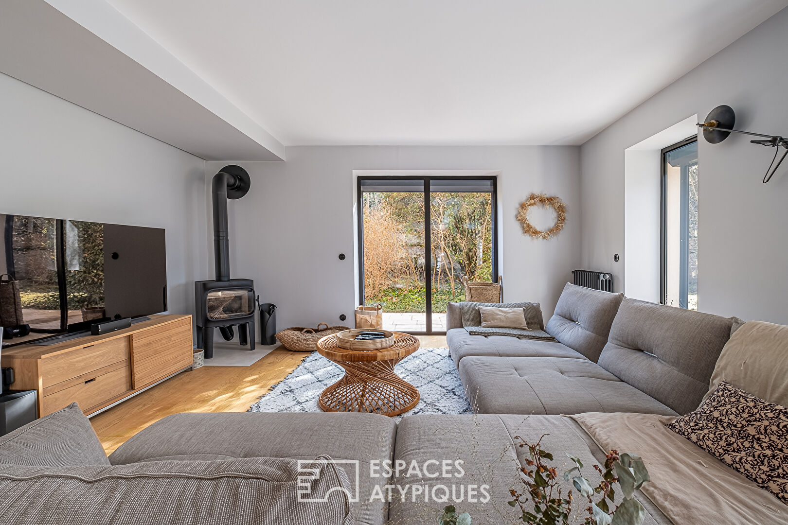 Maison 19e entièrement rénovée par architecte avec piscine