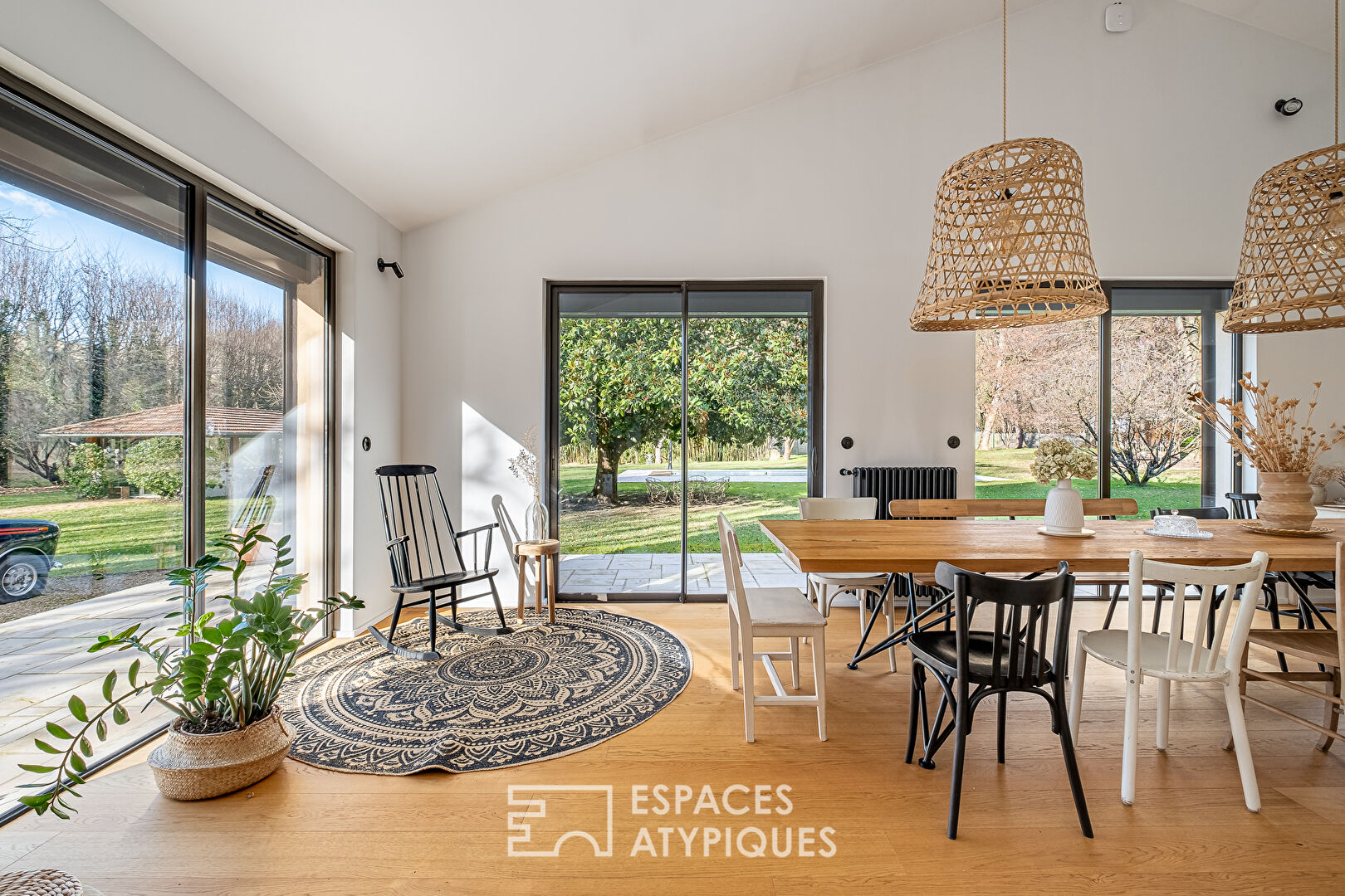 Maison 19e entièrement rénovée par architecte avec piscine