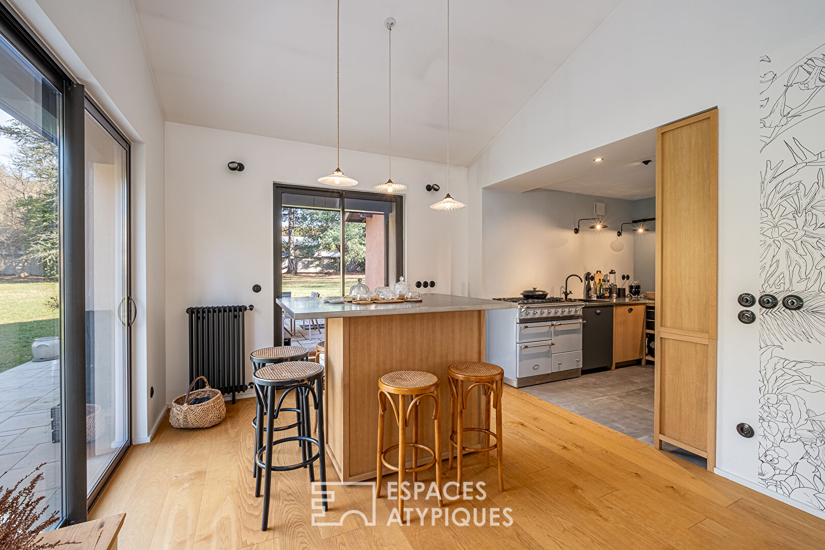 Maison 19e entièrement rénovée par architecte avec piscine