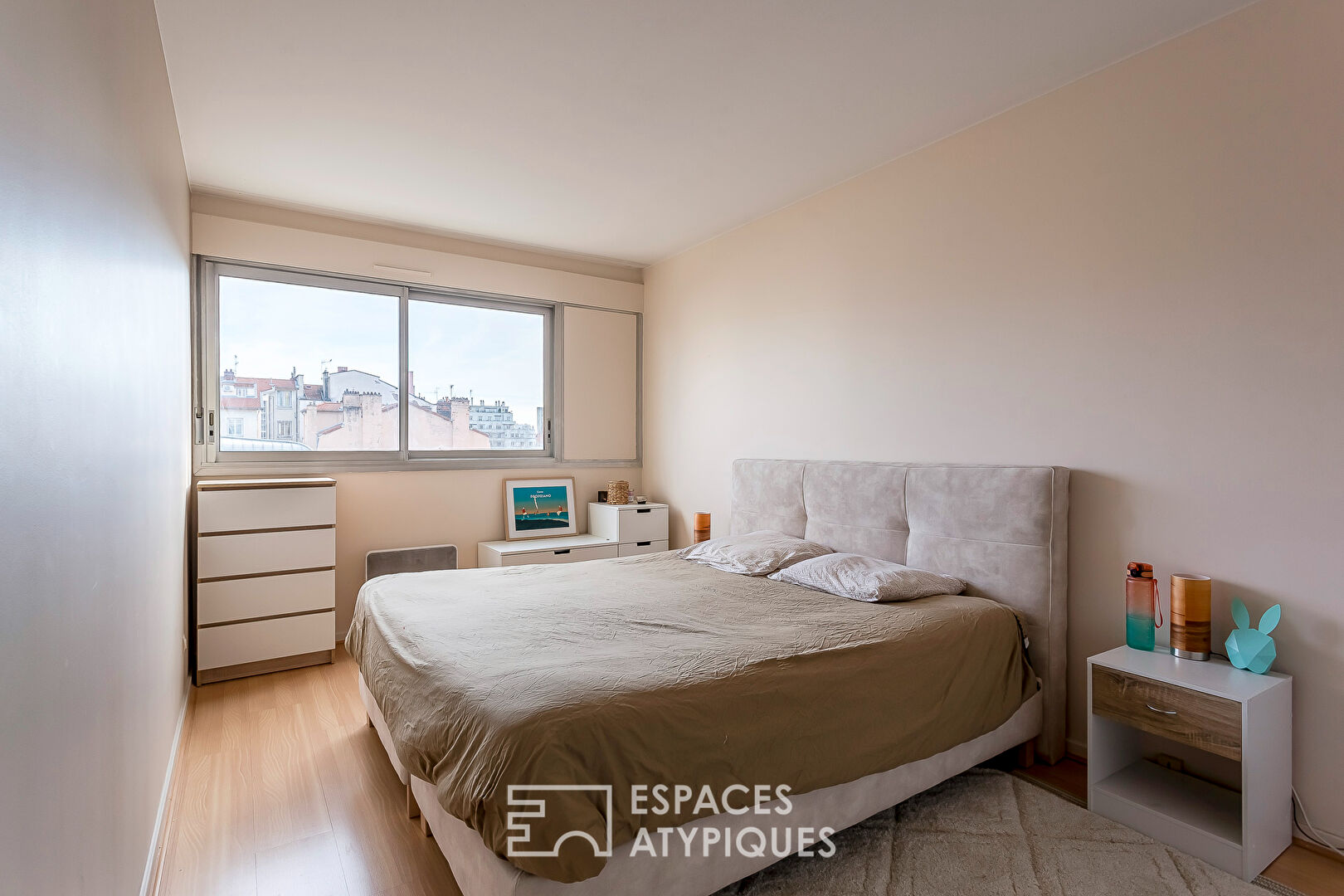 Apartment with open view