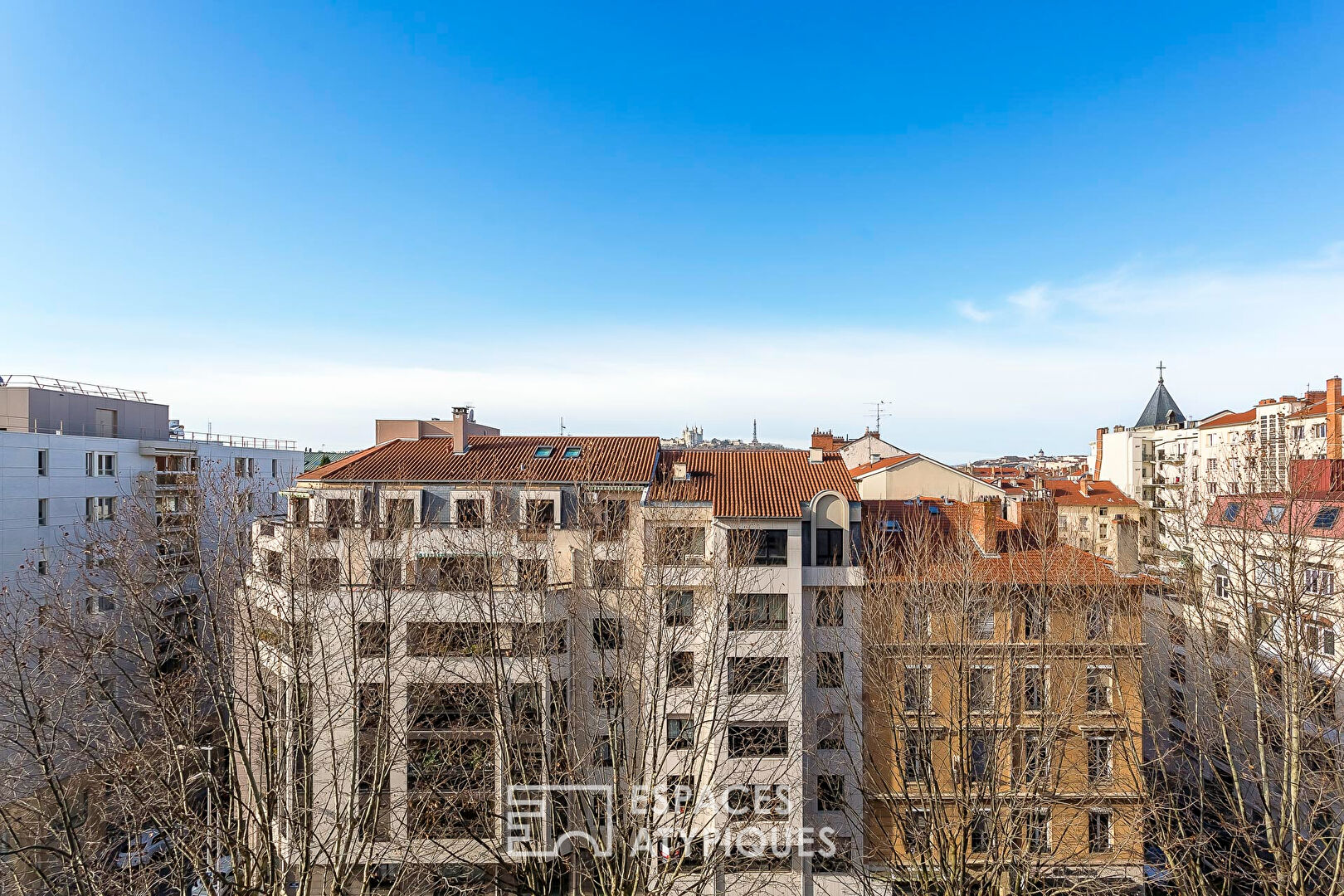 Apartment with open view