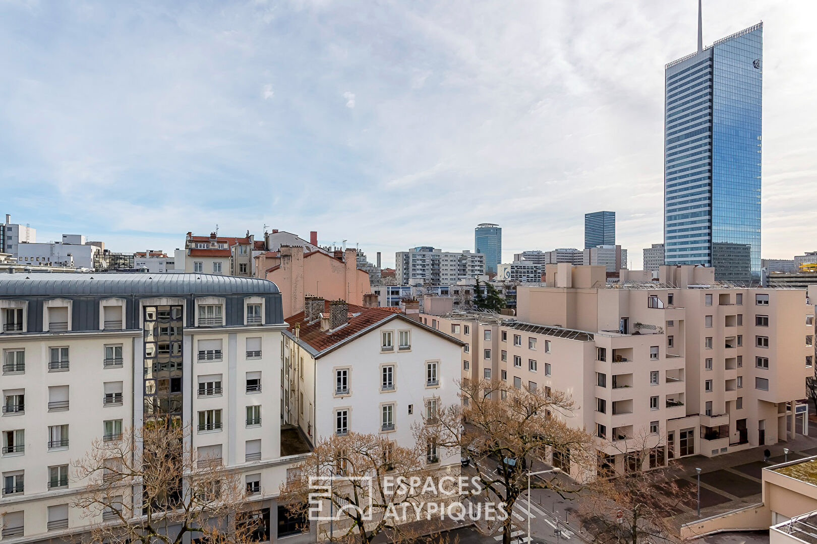 Apartment with open view