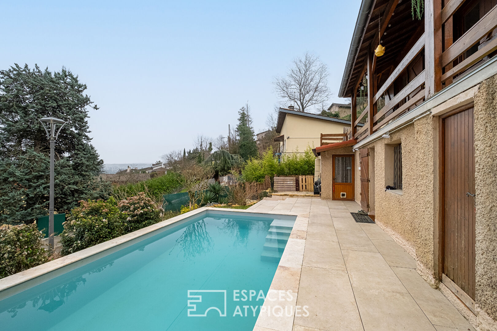 House with pool and view