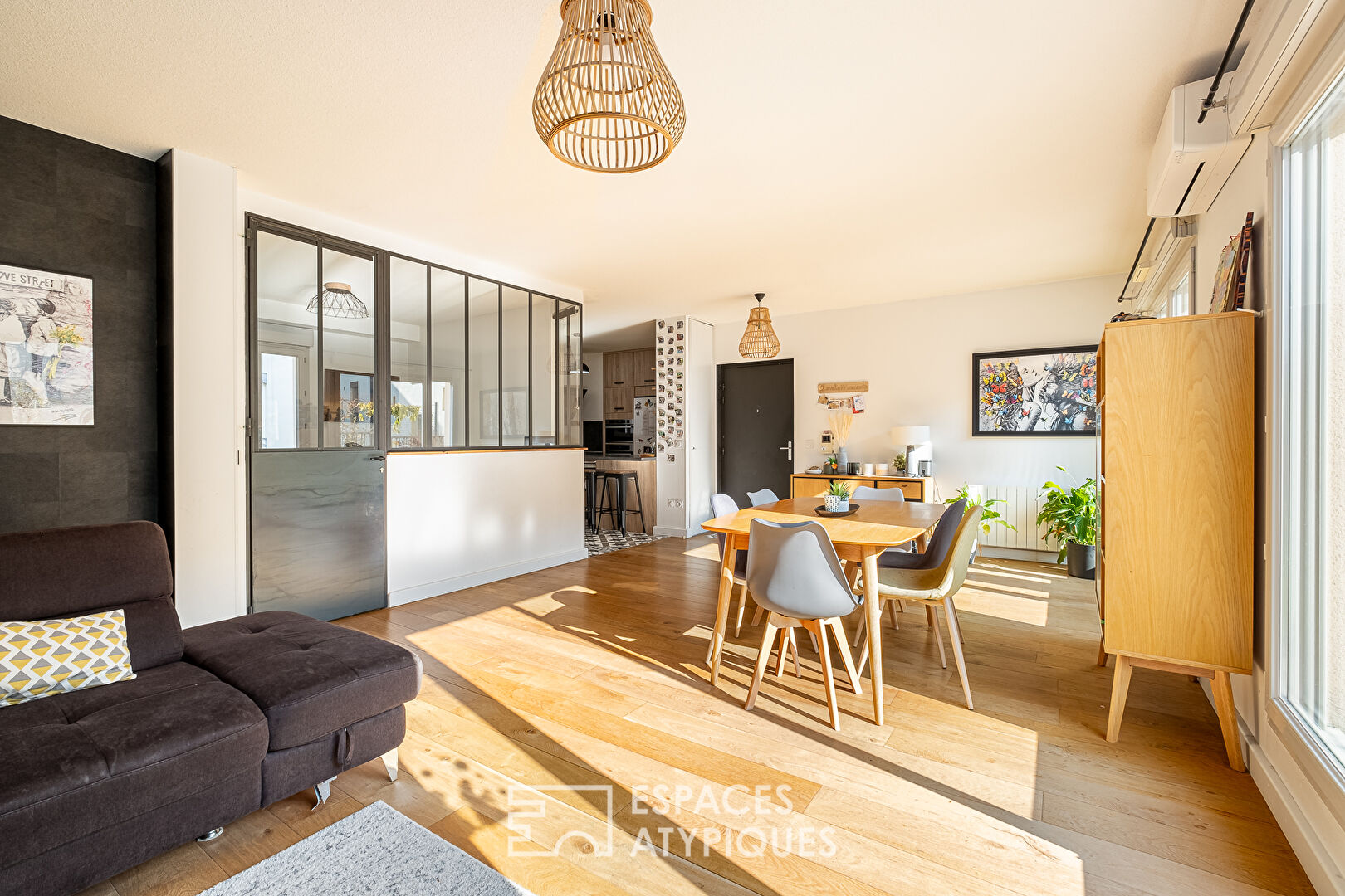 Contemporary apartment with terrace in Monplaisir