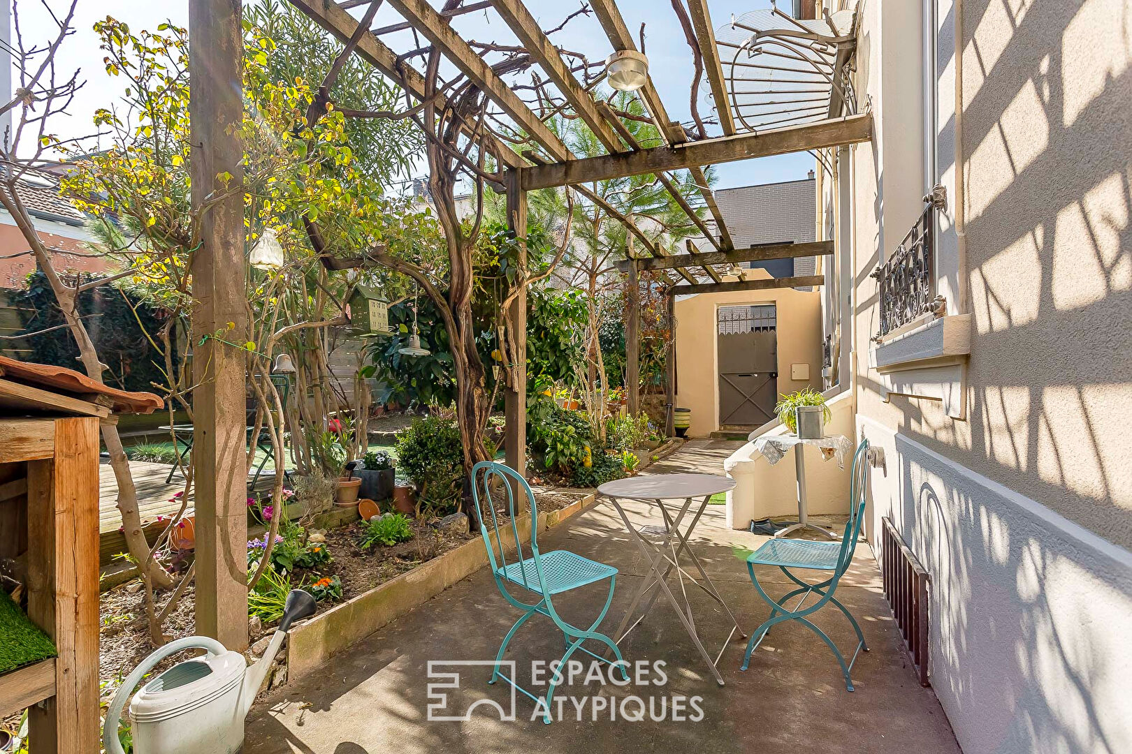 Renovated bourgeois house