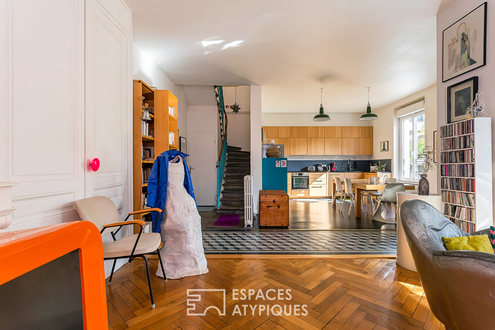 Renovated bourgeois house