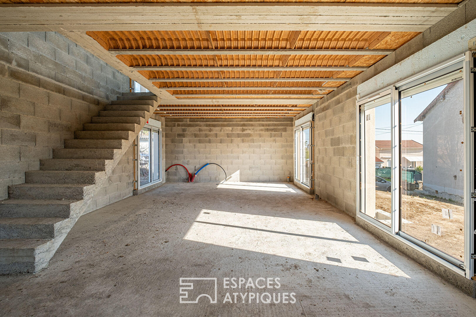 Maison neuve avec jardin piscinable
