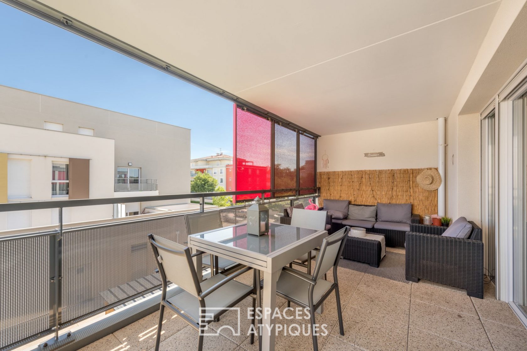 Appartement contemporain avec terrasse