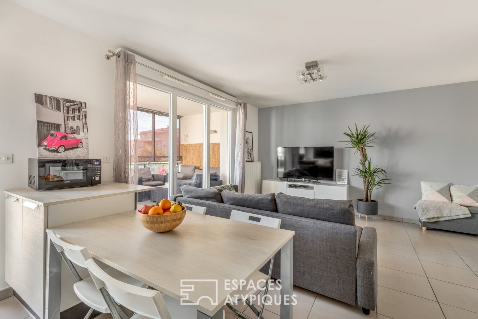 Appartement contemporain avec terrasse