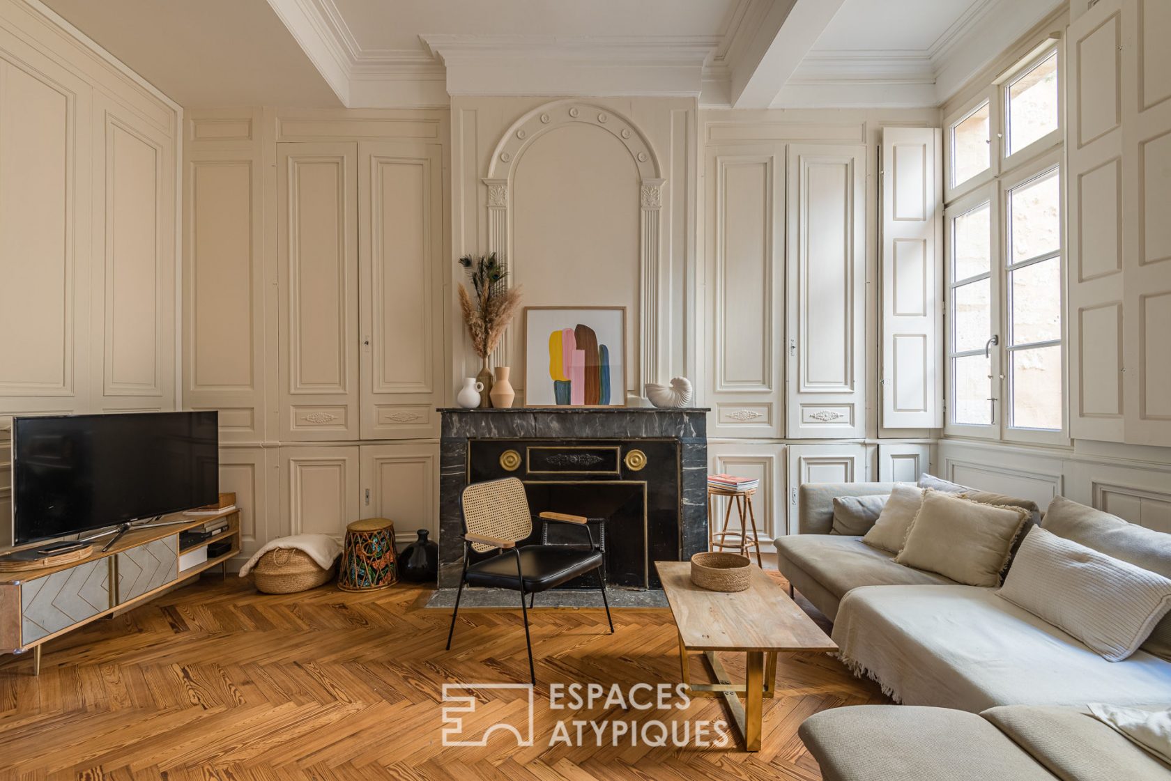 Duplex with old charm