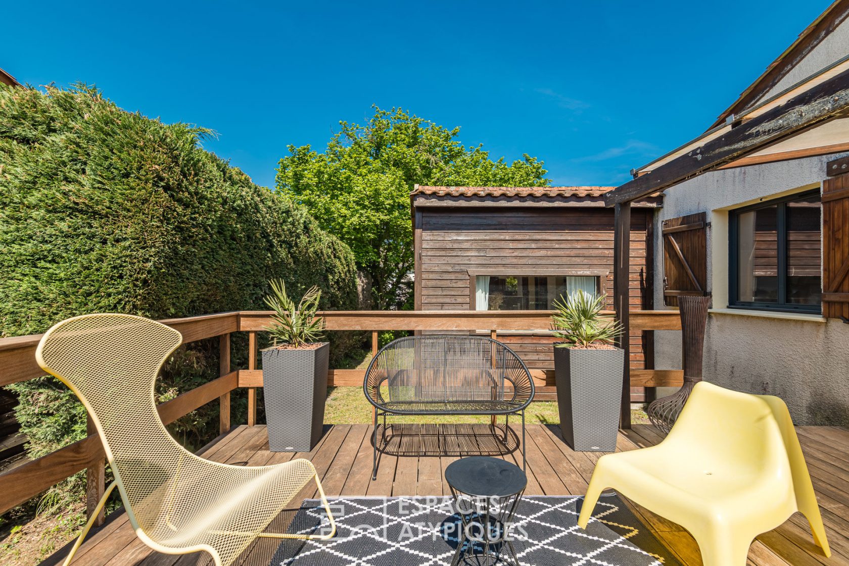 Renovated family house with garden