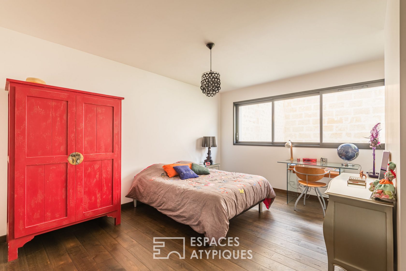 The contemporary triplex with garden in Chartrons