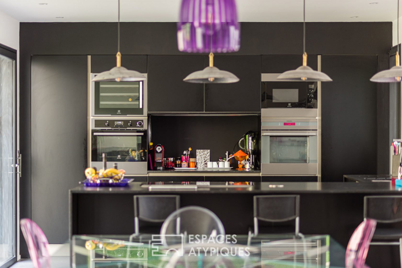 The contemporary triplex with garden in Chartrons