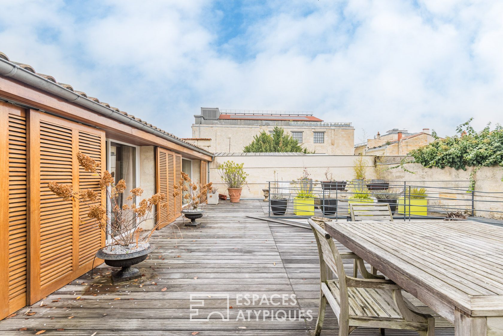 Loft with terrace at Palais Gallien