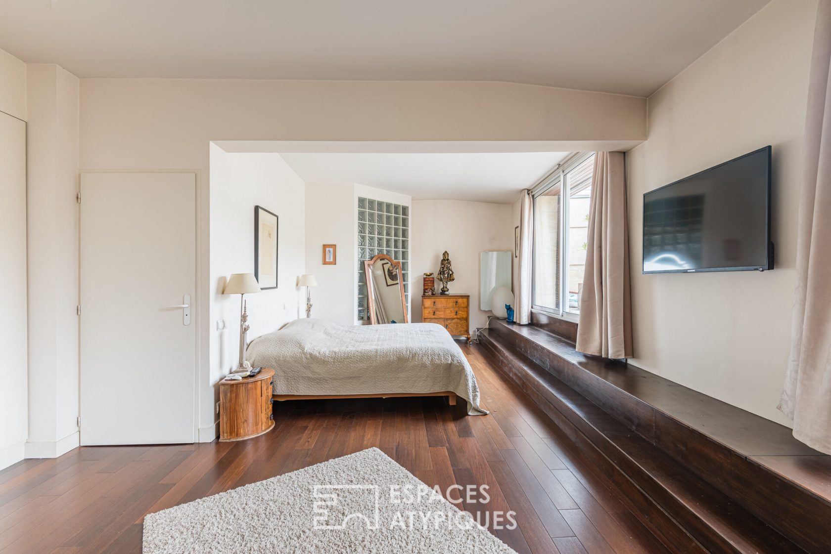 Loft avec terrasse au Palais Gallien