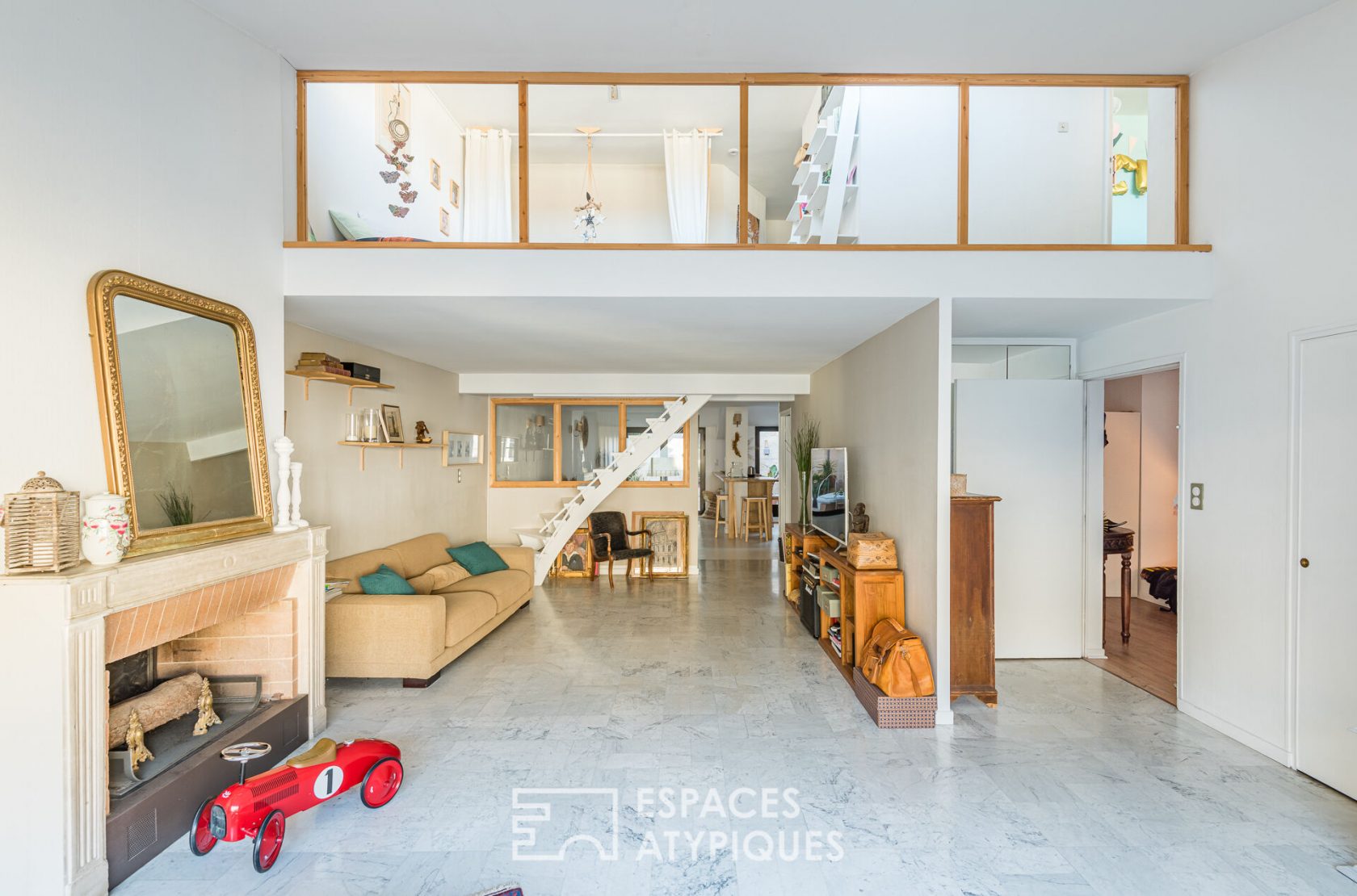 Duplex apartment with terrace in the city center