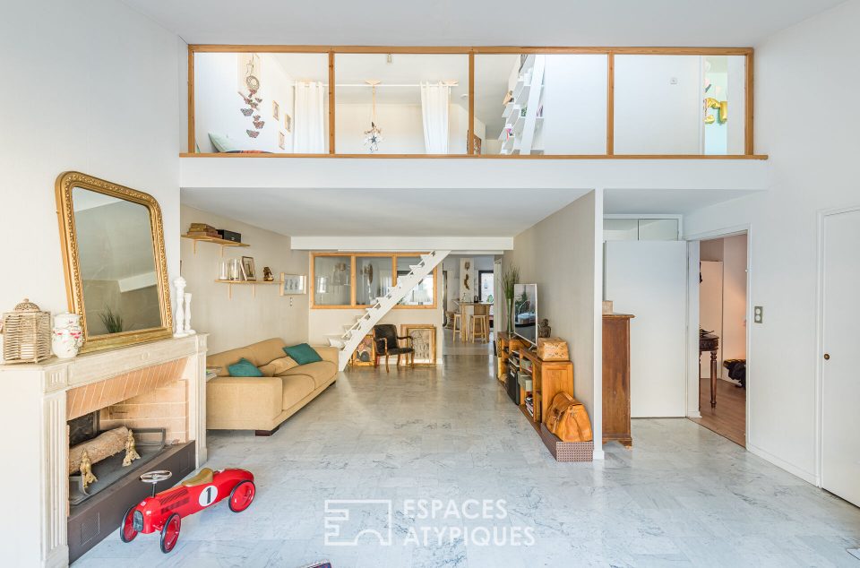 33000 BORDEAUX - Appartement Duplex avec terrasse en centre-ville - Réf. 1162EABX