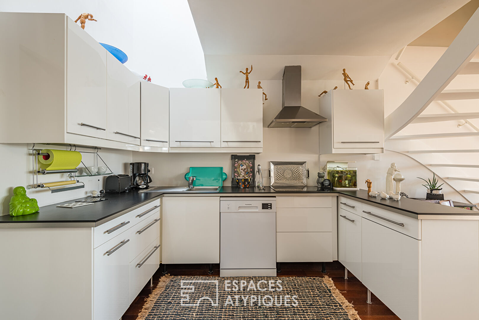 House with Ile de Ré decoration and view of the Garonne