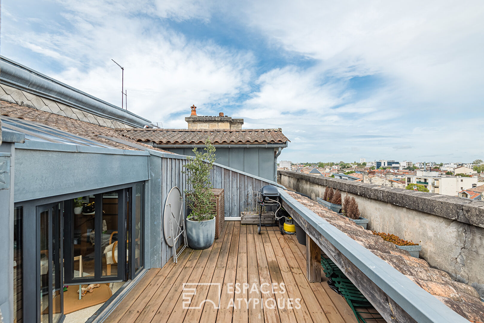 The cozy attic apartment with a view