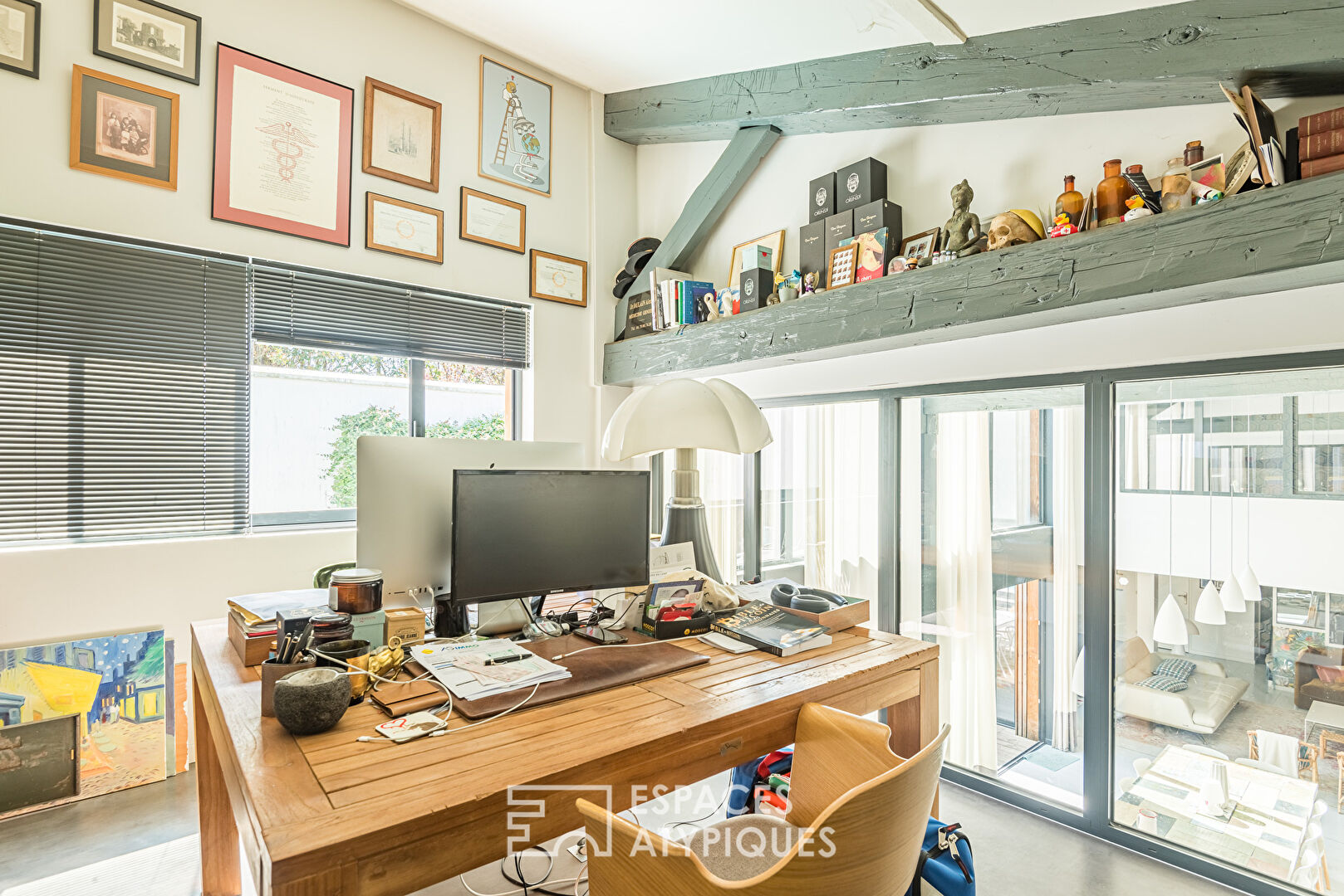 Ancien chai viticole réhabilité en loft avec terrasse et piscine