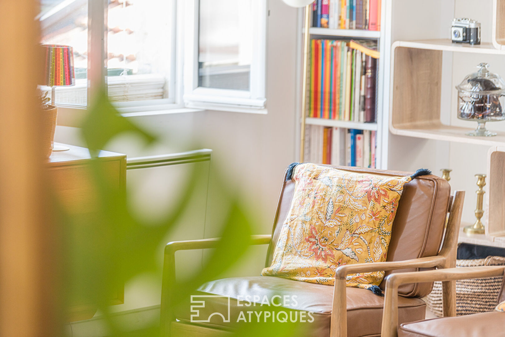 Our favorite apartment on rue Notre Dame