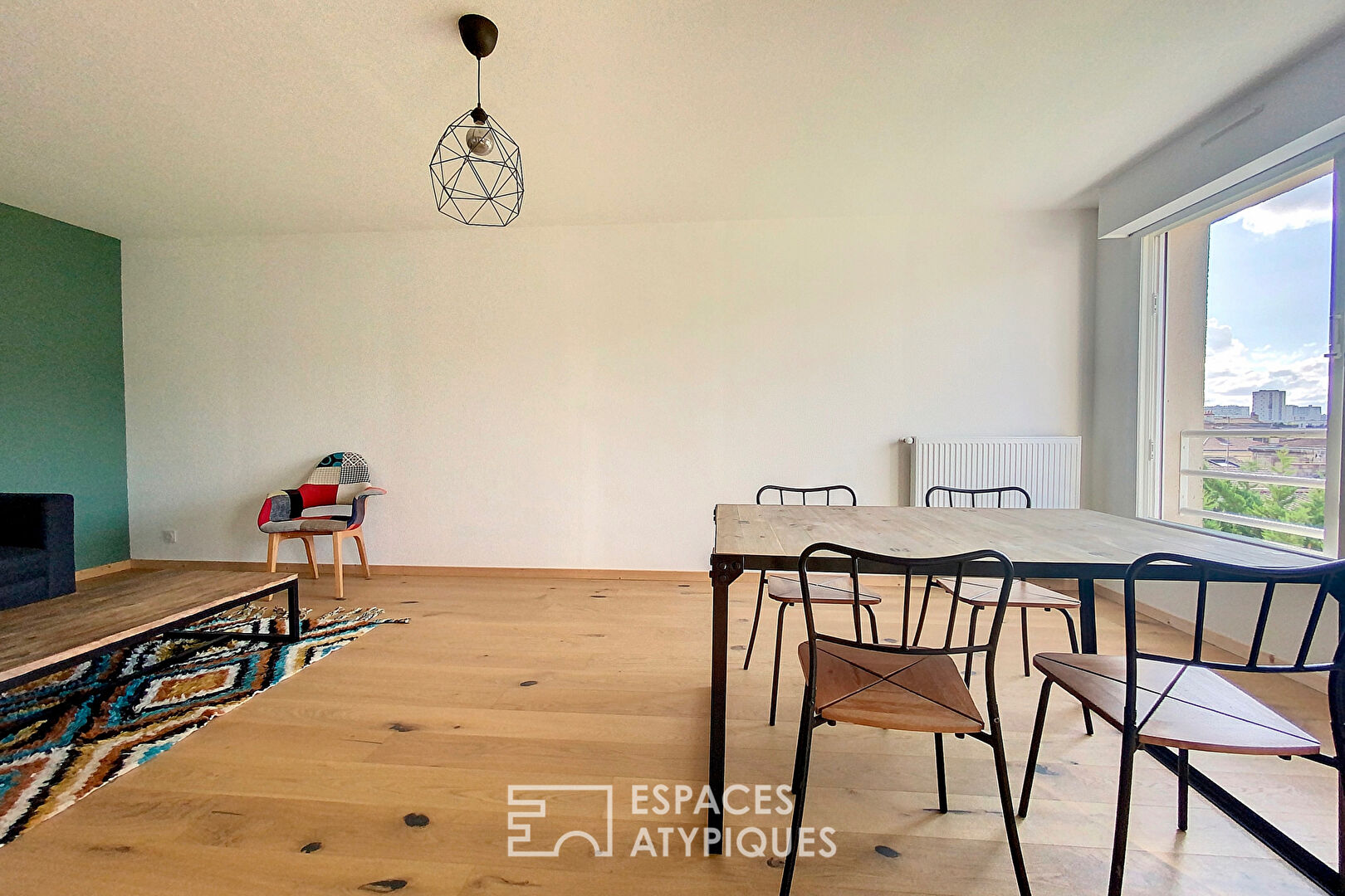 Appartement rénové aux Chartrons