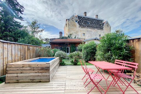 The Judaica shop with garden and outbuilding