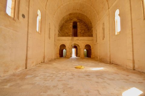 Neo-Romanesque style church to rehabilitate