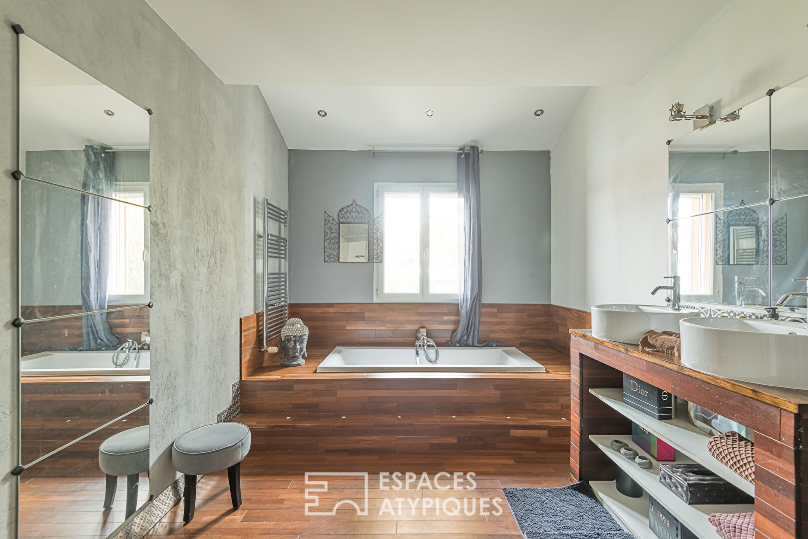 The charming house with garden of Talence