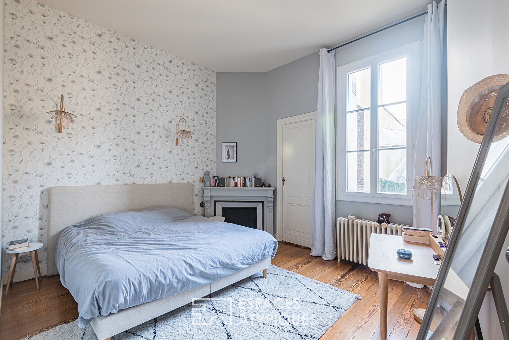 Haussmann style apartment in Les Chartrons