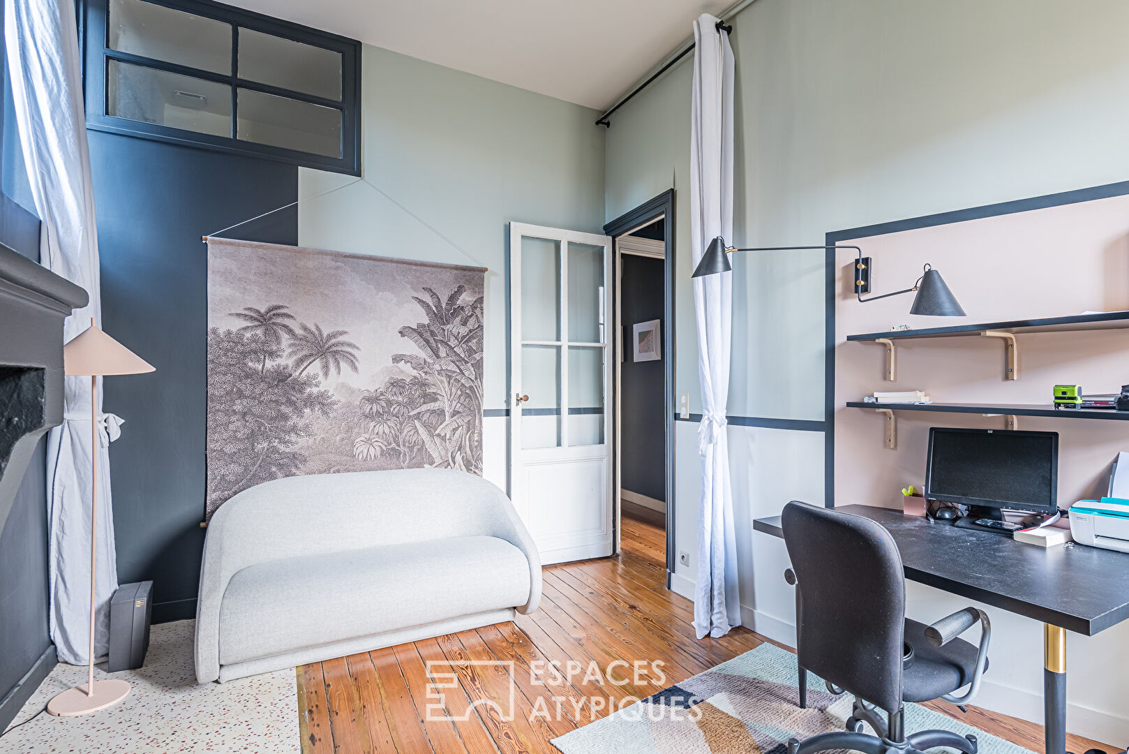 Haussmann style apartment in Les Chartrons