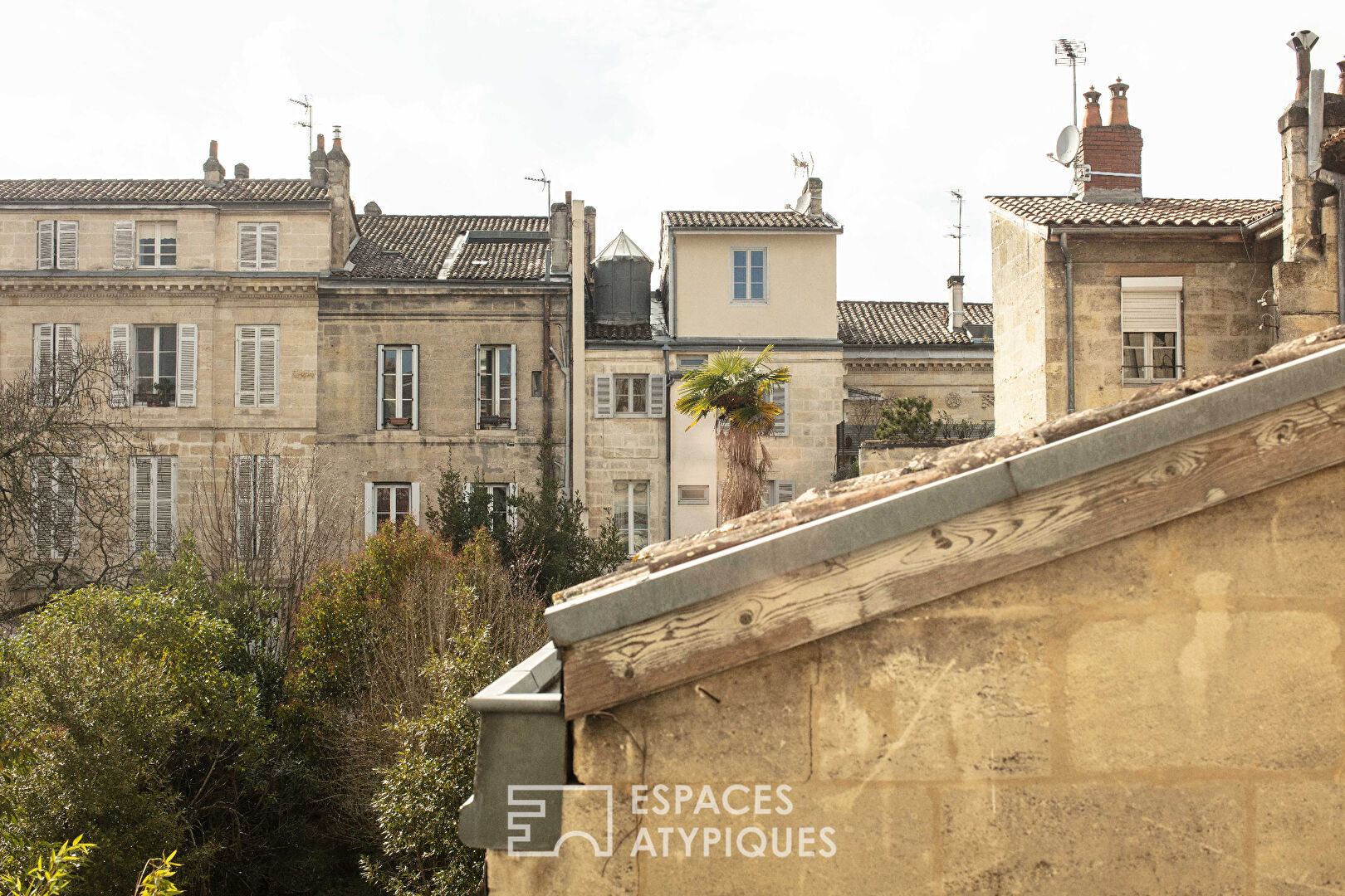 Appartement de charme aux prestations conservées