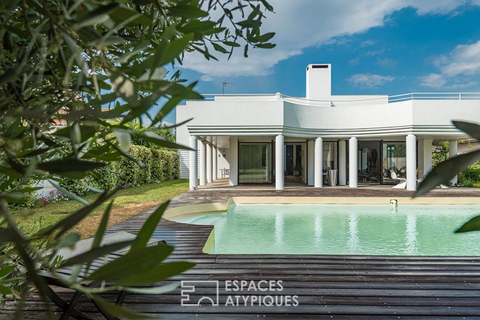 Maison d'architecte avec jardin et piscine au Golf Bordelais