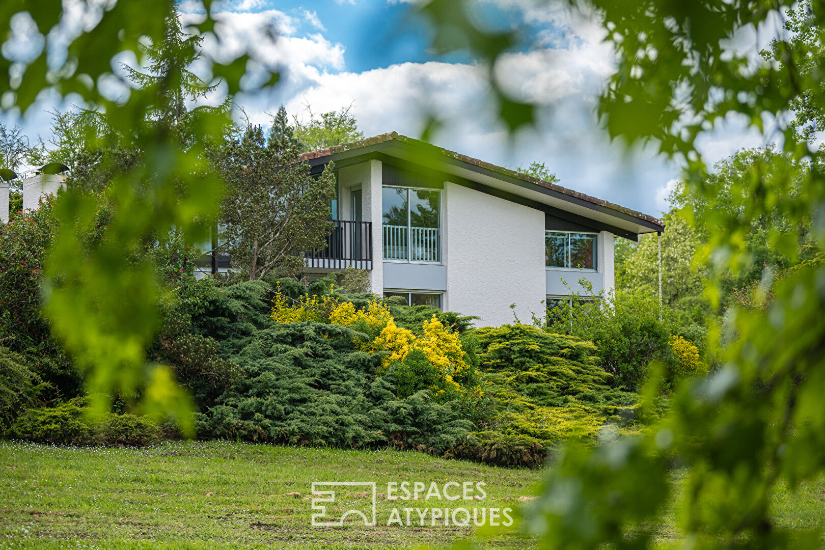 Maison d’architecte avec vue dégagée à Villandraut