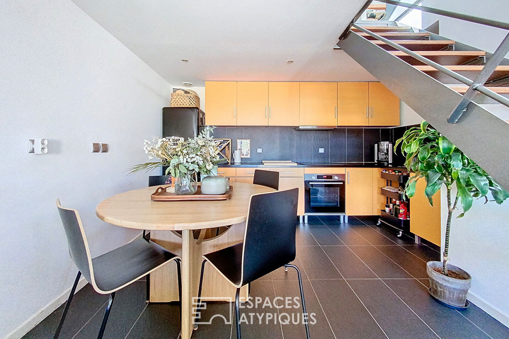 Loft en triplex avec terrasse à Bègles