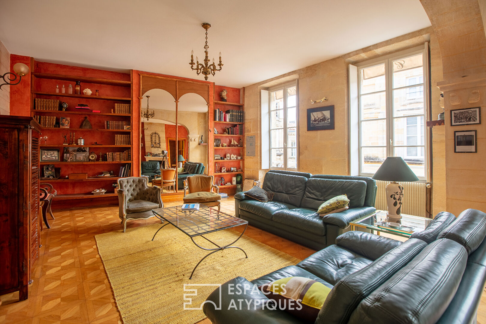 Appartement avec double terrasse rue Notre Dame