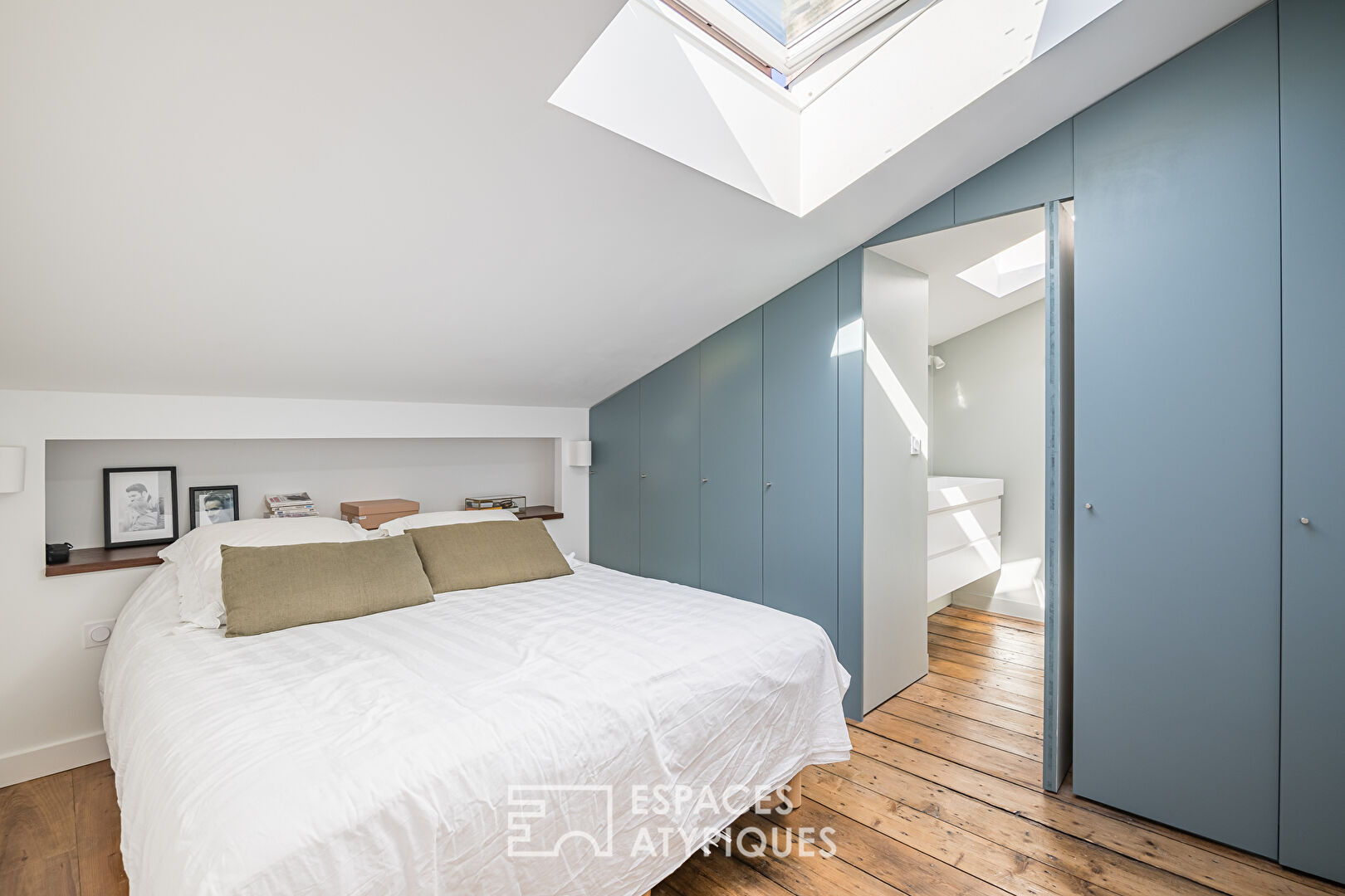 Renovated cocoon with view of the Palais Gallien