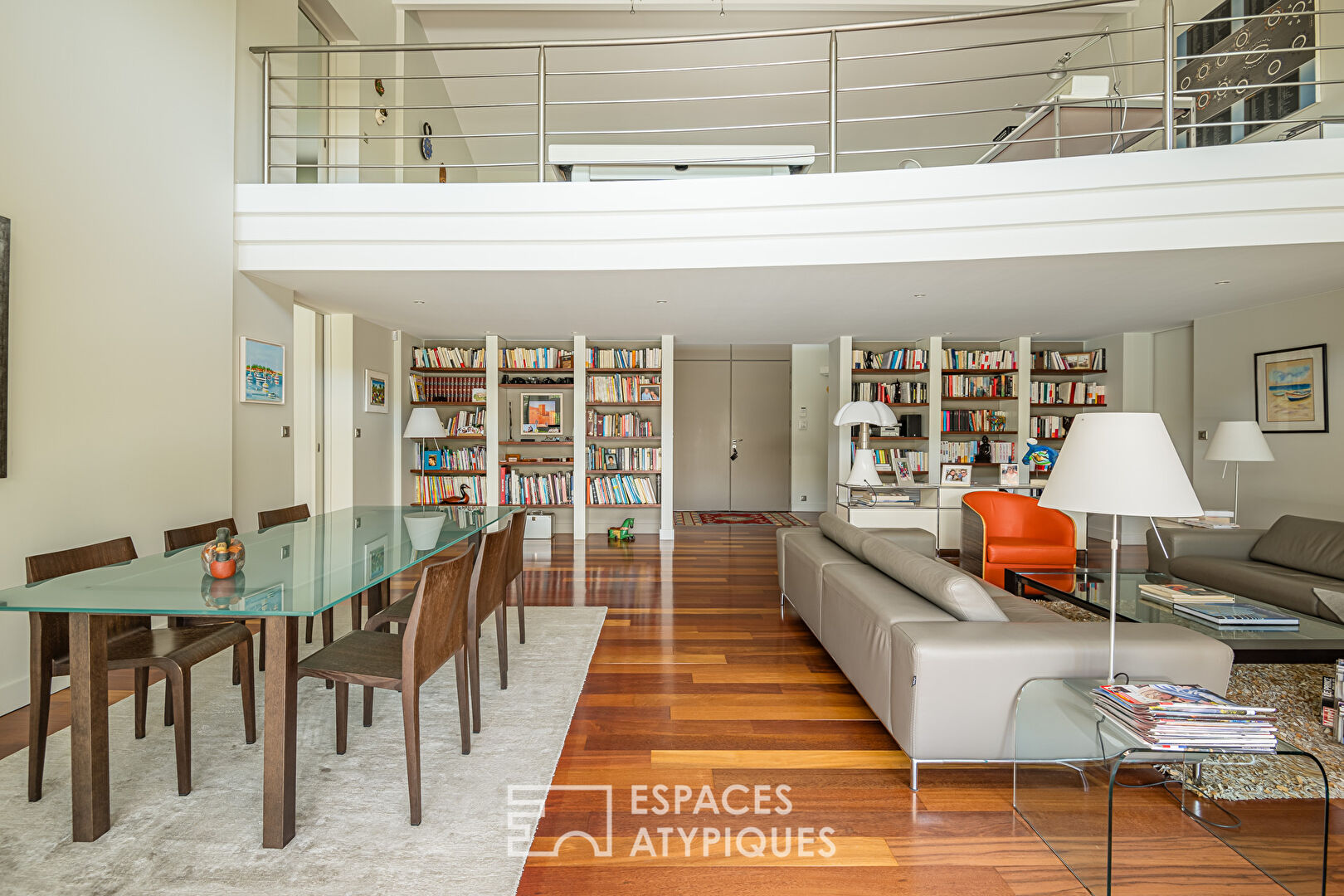 Architect’s House with Garden and Swimming Pool in Caudéran