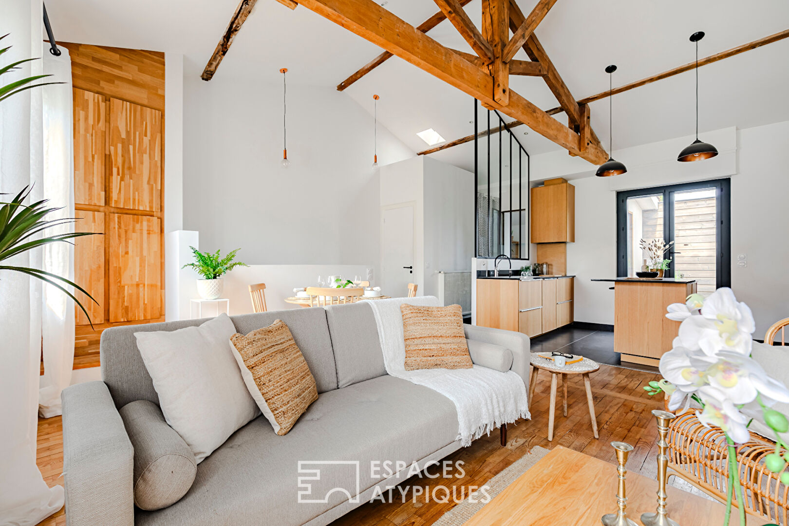 Appartement comme une maison avec terrasse
