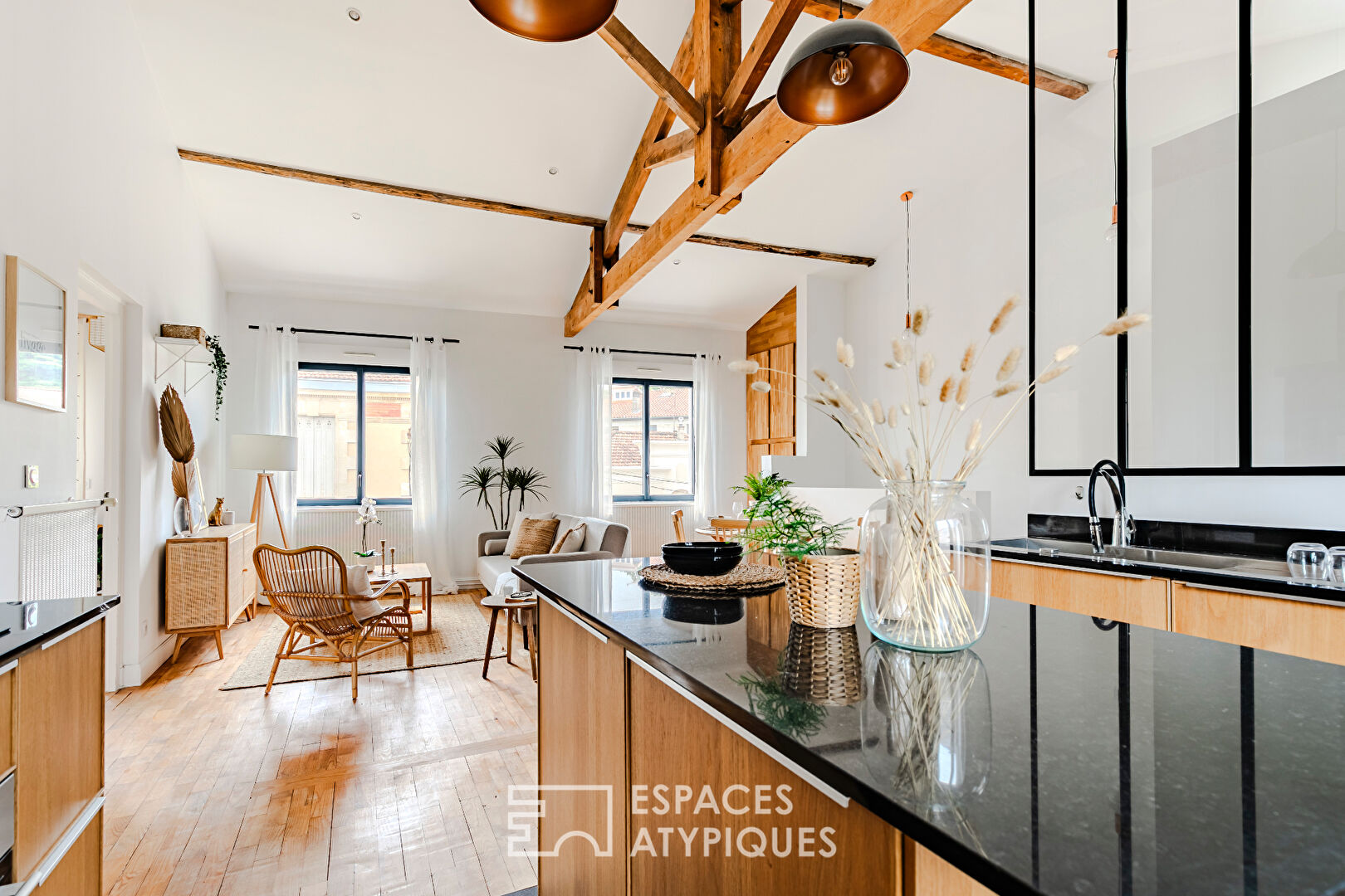 Appartement comme une maison avec terrasse