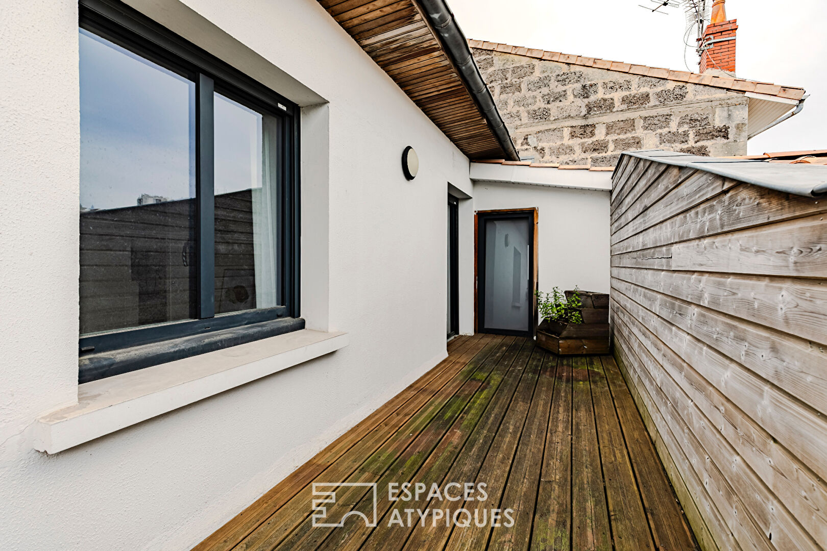 Appartement comme une maison avec terrasse