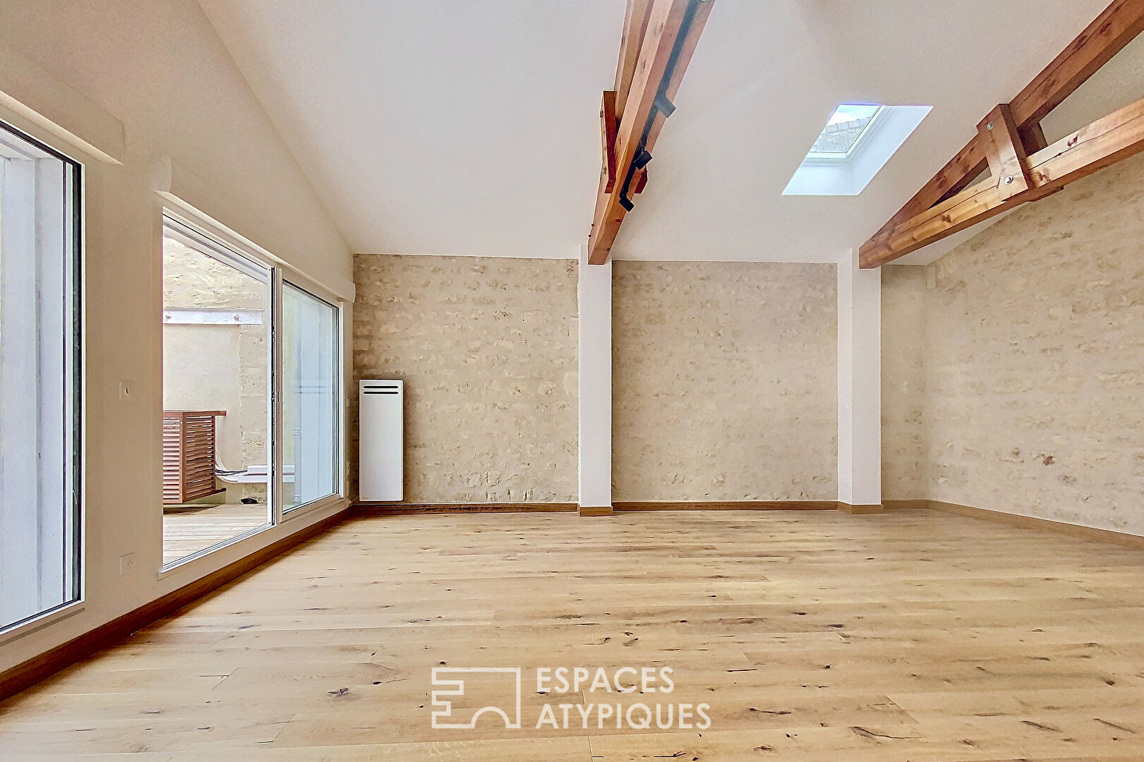 Appartement familial rénové avec terrasse au coeur des Chartrons