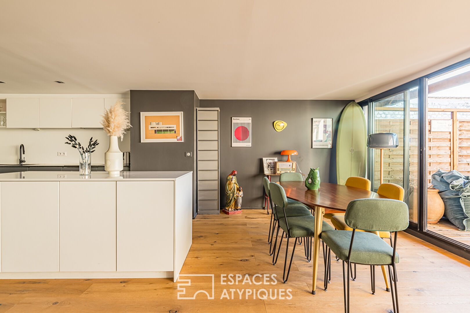 Appartement contemporain avec terrasse aux Chartrons