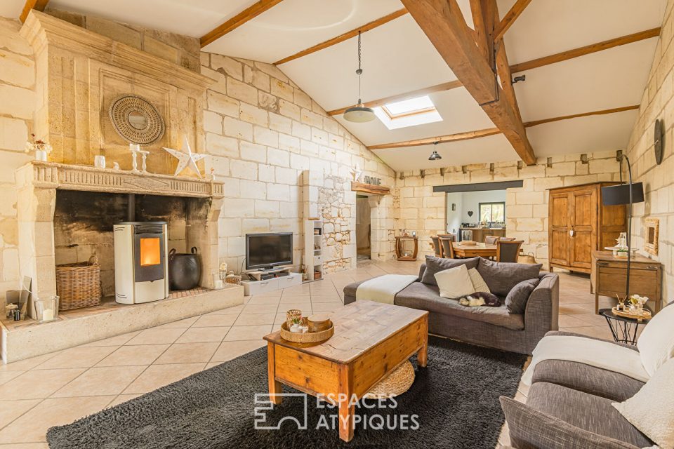 Maison en pierre mêlant authenticité et modernité