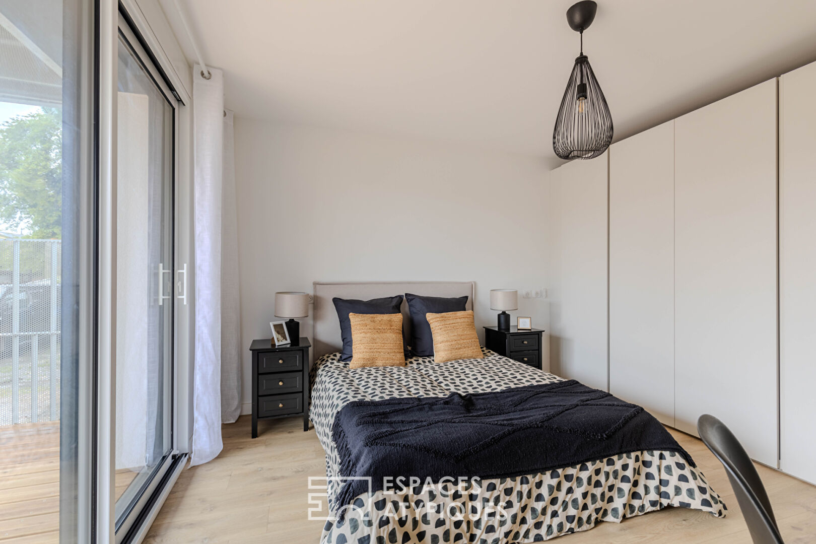 Bel appartement avec terrasse et jardin privatif proche de saint Augustin