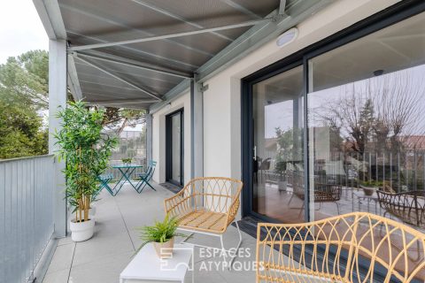 High-end apartment with terrace and garage