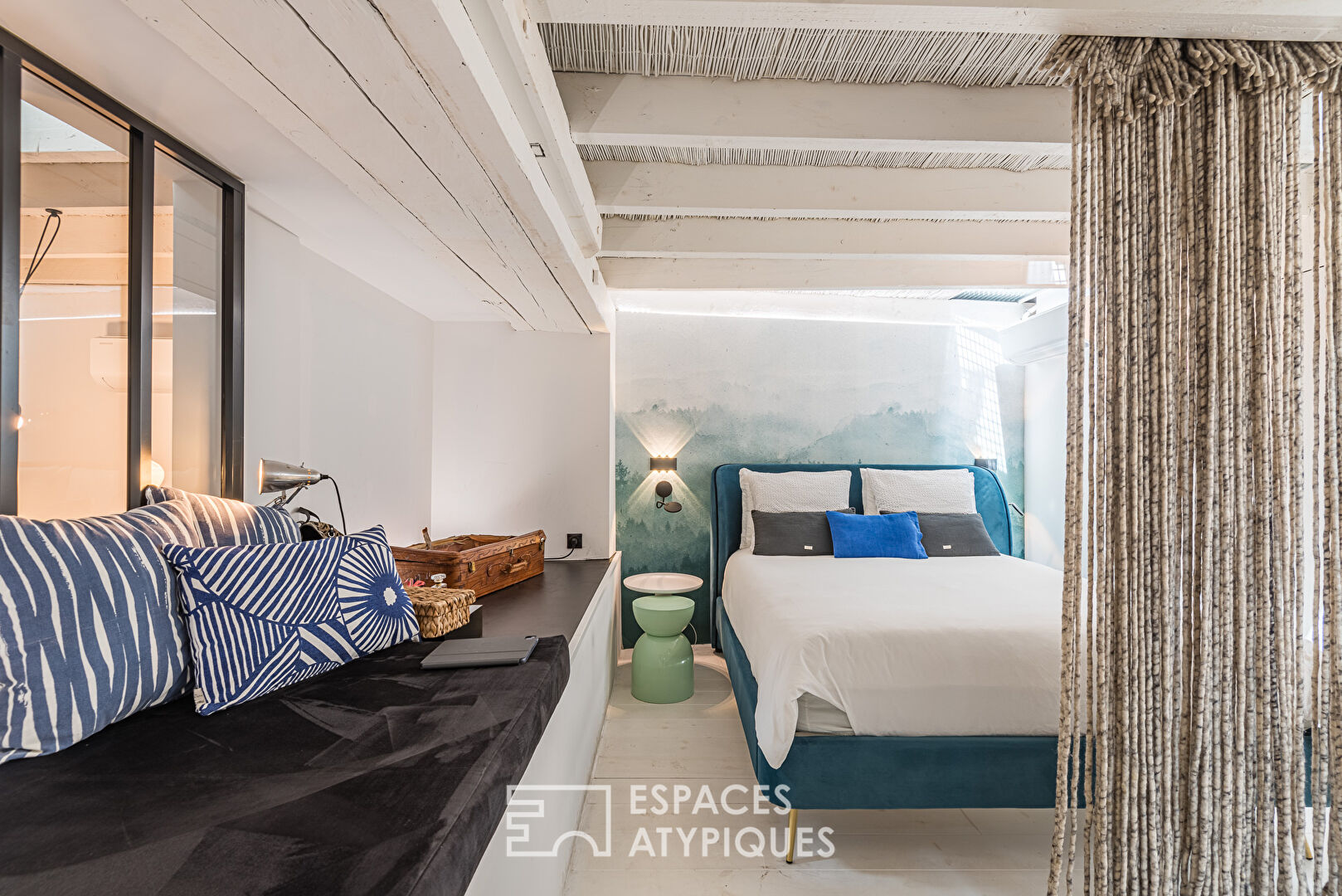 Magnificent loft with roof terrace in Les Chartrons