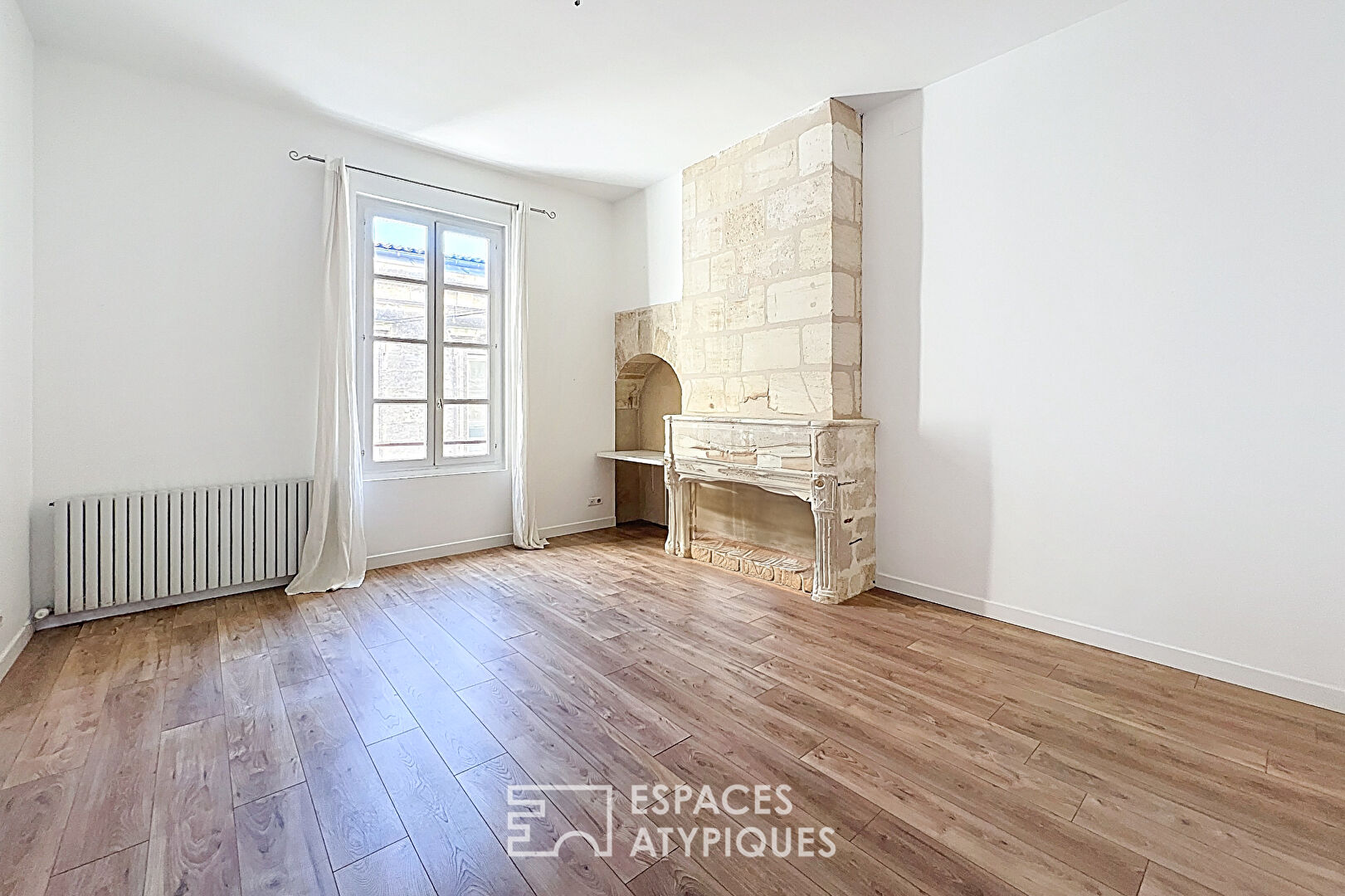 Charming apartment with terrace in the heart of Chartrons