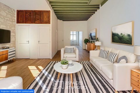 Authentic duplex apartment close to the public garden
